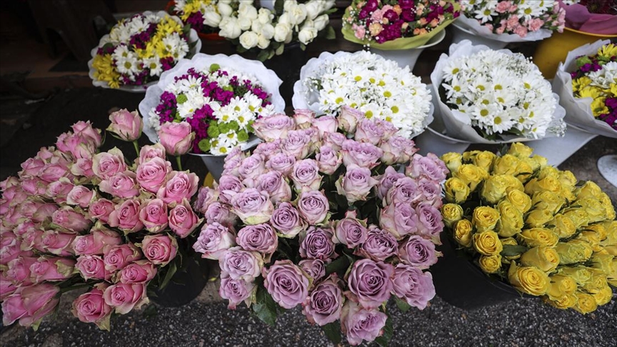 Sinanpaşa Çiçekci